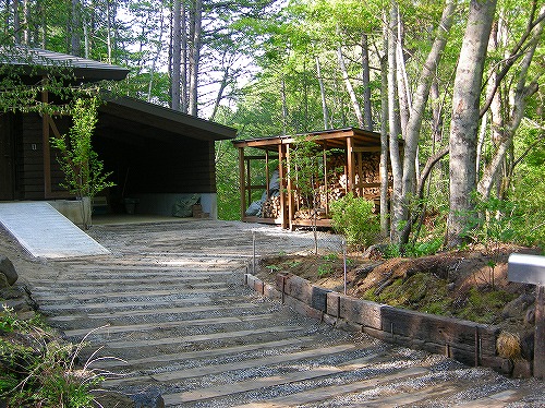 薪小屋