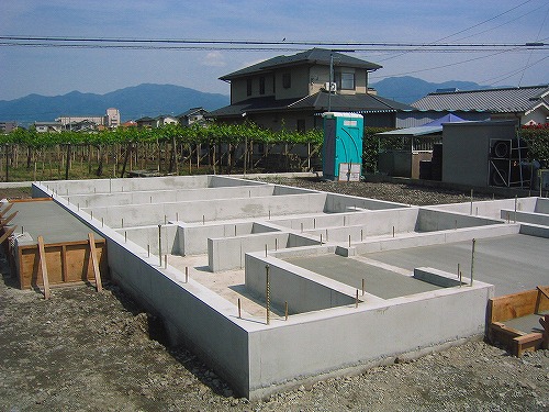 基礎工事