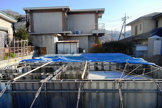 基礎工事