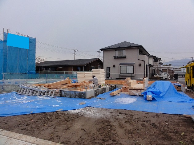 ガルバの家　土台2013.02.15