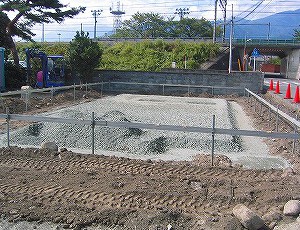 和モダンの家