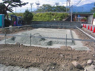 和モダンの家