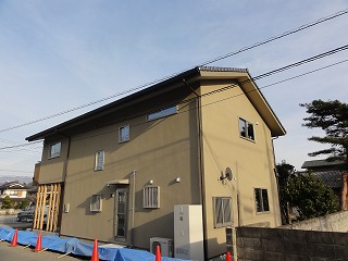 和モダンの家