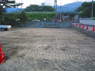 和モダンの家